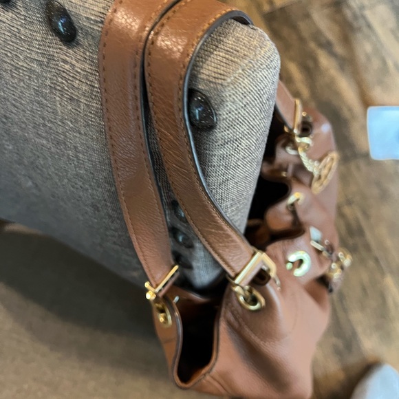 Michael Kors bag - Picture 5 of 11